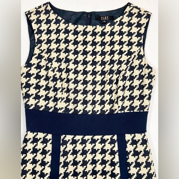 ALEX MARIE Sleeveless Navy Beige Houndstooth Midi Dress Size 4 Career Fall‎ - Picture 6 of 13